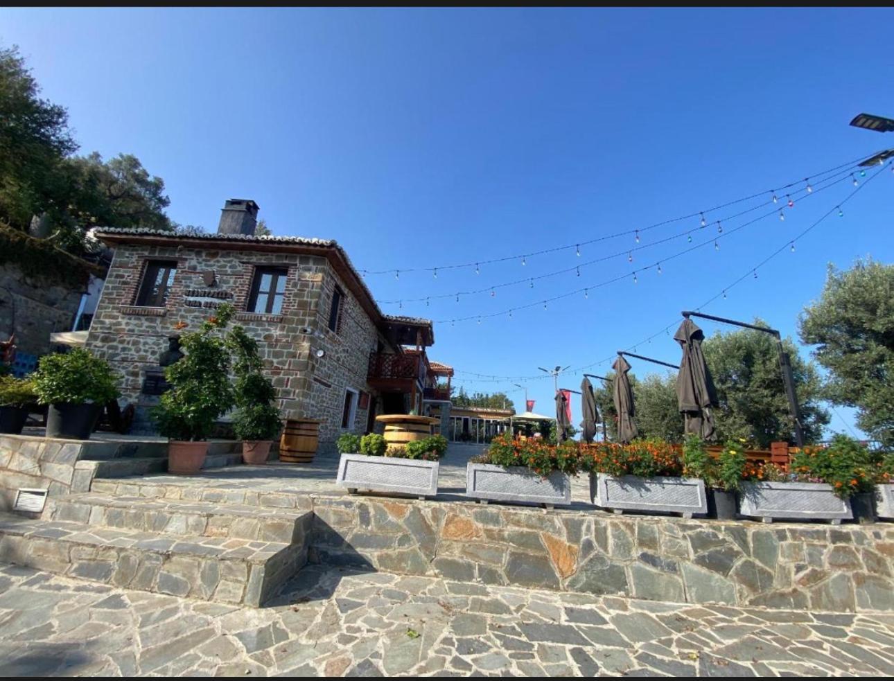 Hotel Keshtjella Xhabeqos Ljaknasi Exterior foto