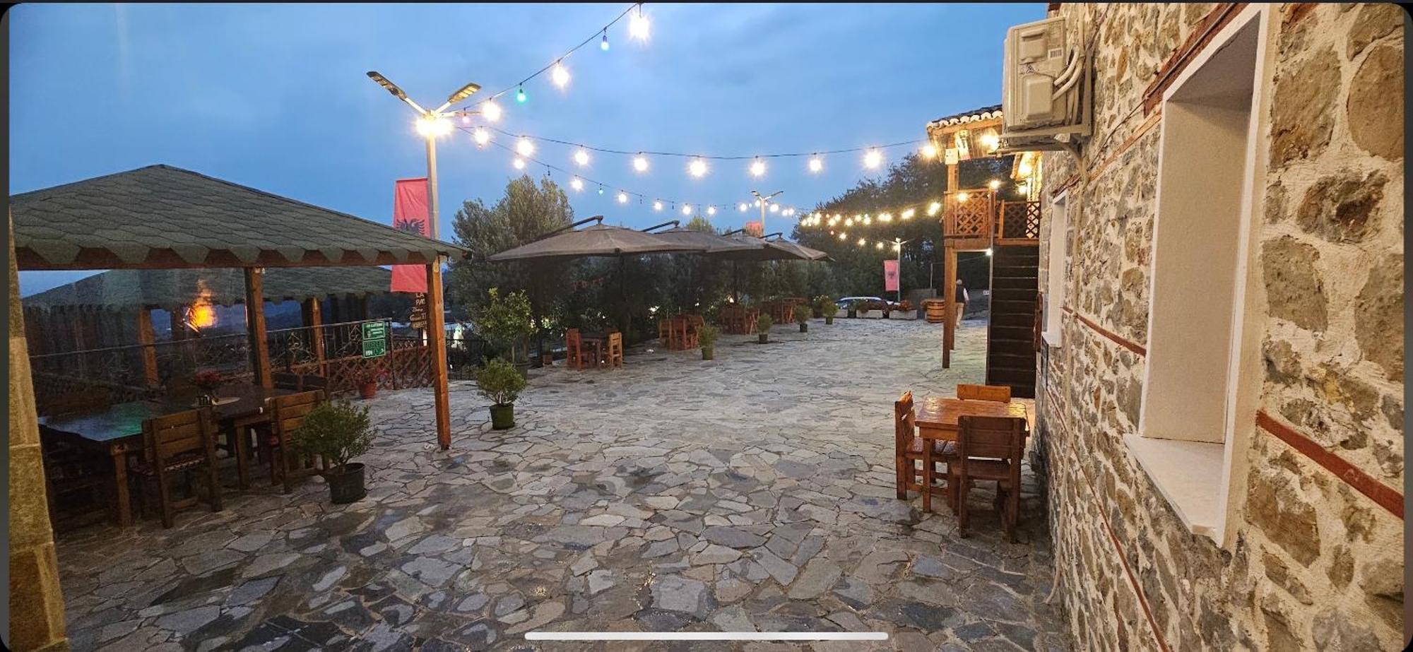 Hotel Keshtjella Xhabeqos Ljaknasi Exterior foto