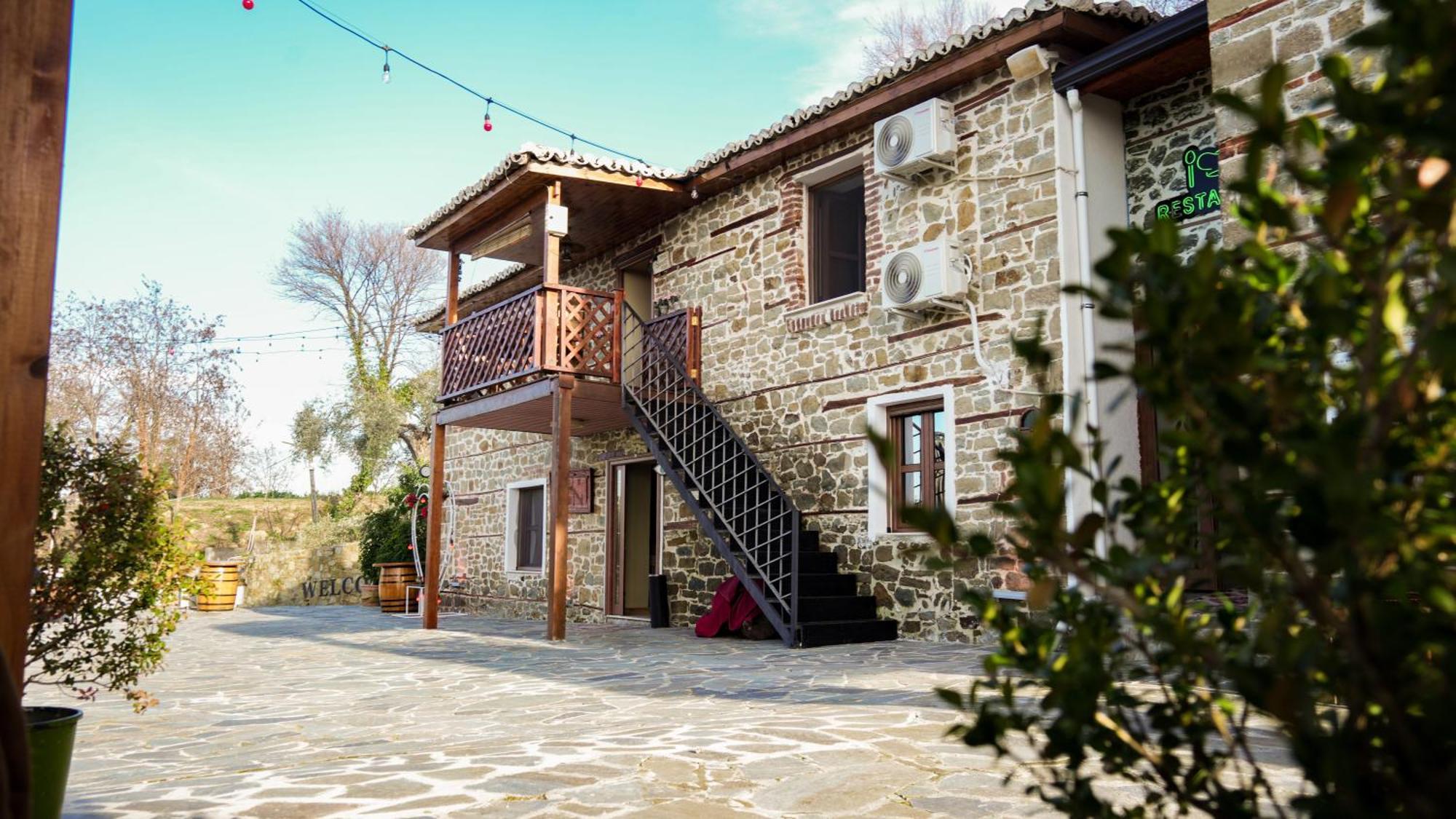 Hotel Keshtjella Xhabeqos Ljaknasi Exterior foto